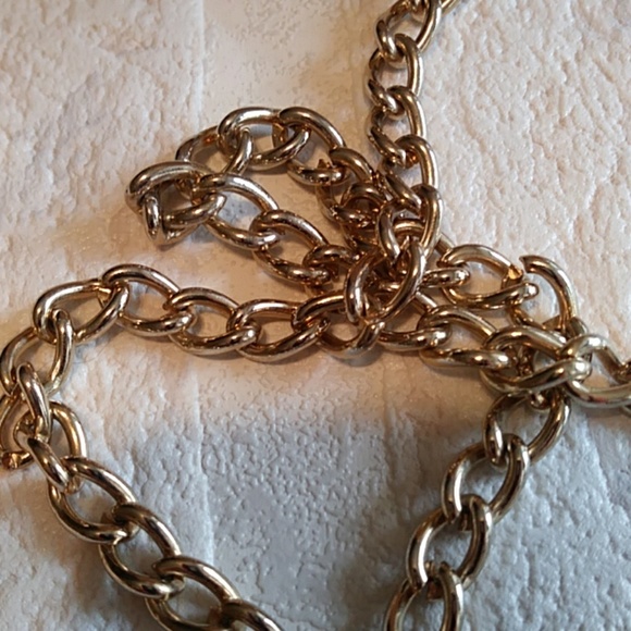 Bequizo puffy straw bag.. - Picture 7 of 8